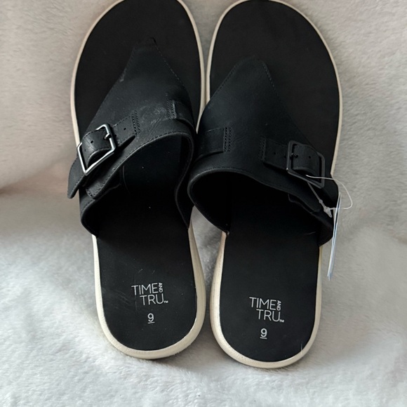 Time And Tru Women's Black Sandals with Buckle Size 9 Slip On Whimsigoth New - Picture 5 of 8